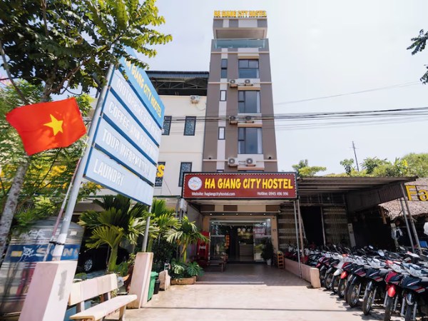 Stay at Ha Giang City Hostel for a comfortable rest